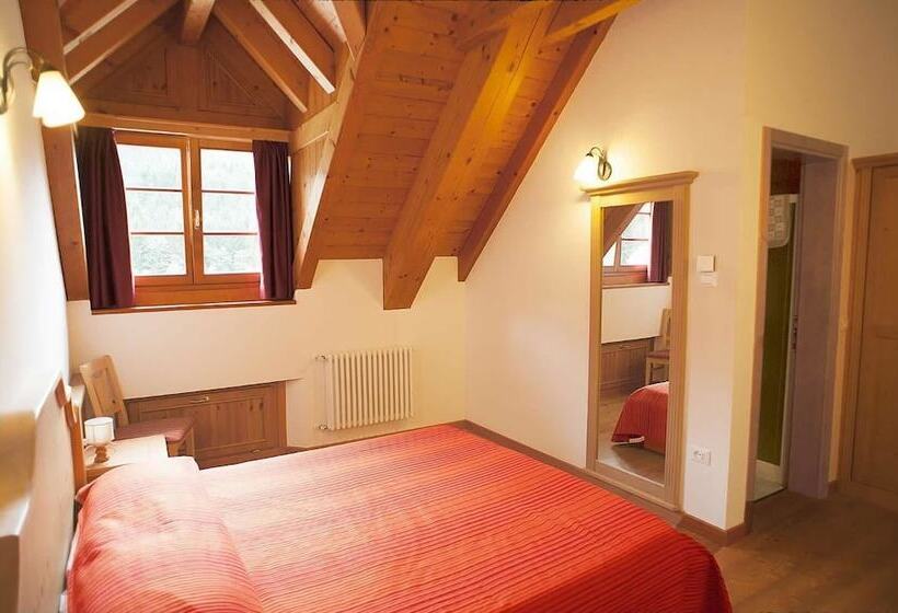 Четырехместный Номер Стандарт, Aplis