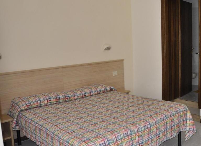 标准间, Fontanella