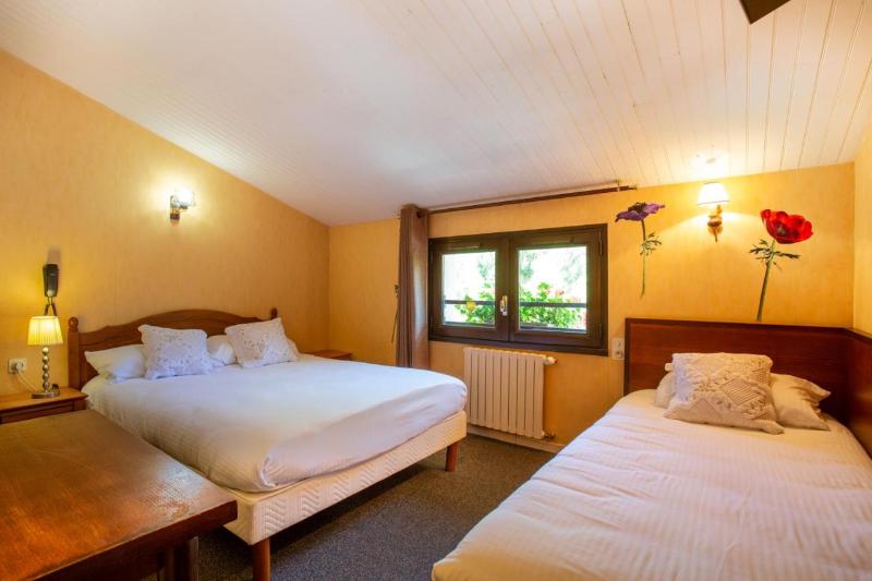 Трехместный Номер Superior, Logis Hôtel Et Restaurant La Bombardière