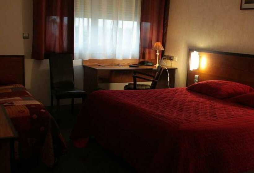 Номер Superior, Logis Hôtel Et Restaurant La Bombardière