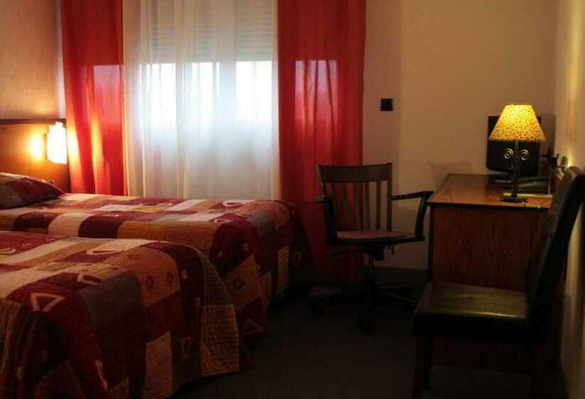 Номер Superior, Logis Hôtel Et Restaurant La Bombardière