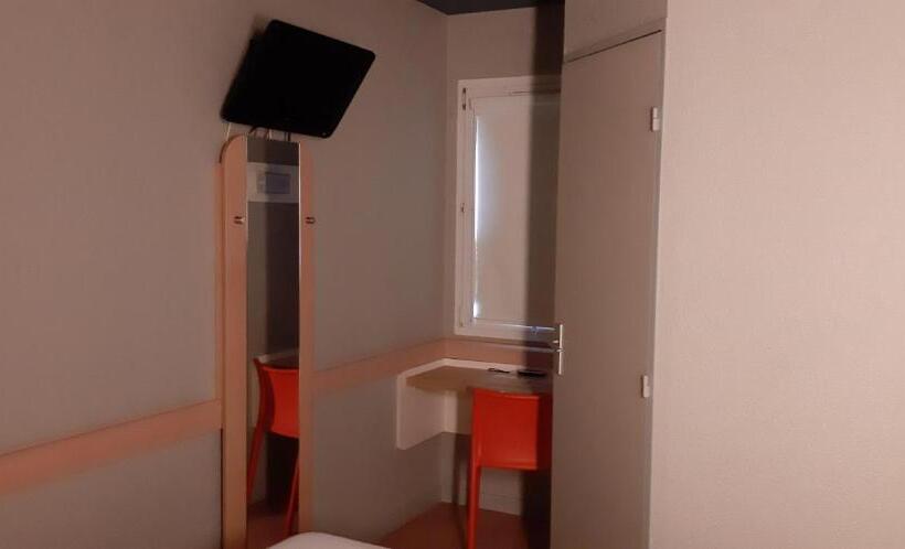 Номер Стандарт, Ibis Budget Arles Sud Fourchon