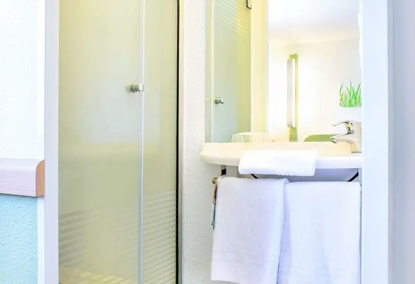 スタンダードトリプルルーム, Ibis Budget Valenciennes Petiteforet