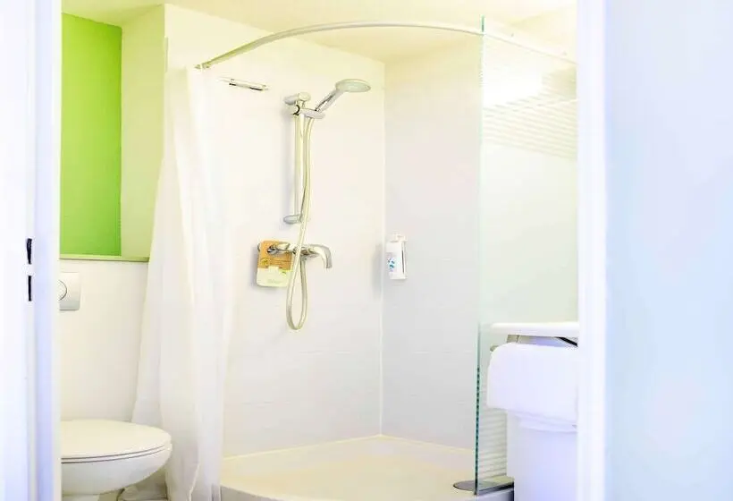 スタンダードトリプルルーム, Ibis Budget Valenciennes Petiteforet