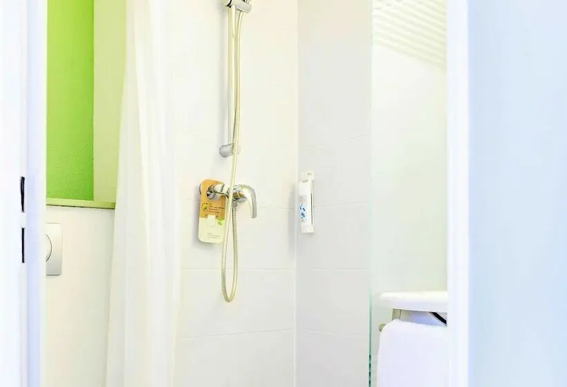 スタンダードトリプルルーム, Ibis Budget Valenciennes Petiteforet