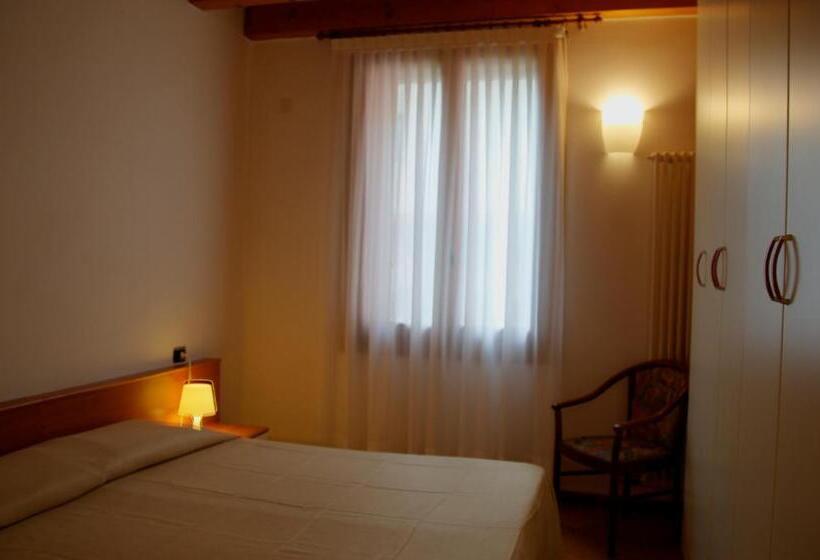 اتاق استاندارد, Locanda Veneta