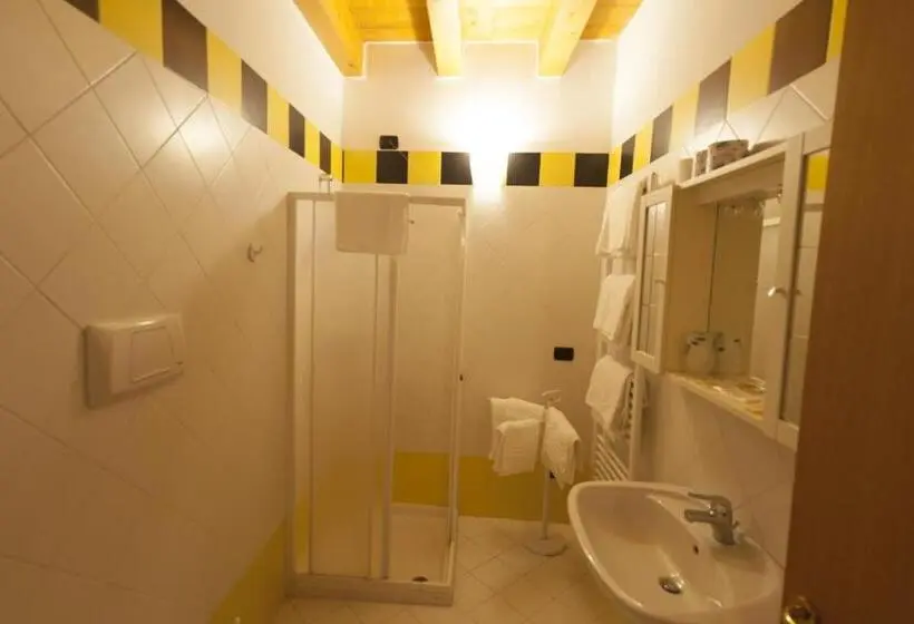 اتاق استاندارد سه نفره, Locanda Veneta