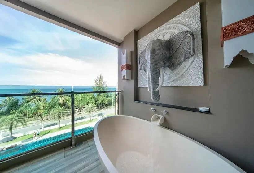 اتاق لوکس با چشمانداز دریا, Maikhao Palm Beach Resort Sha Plus