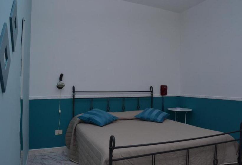 스탠다드 룸, Stefany