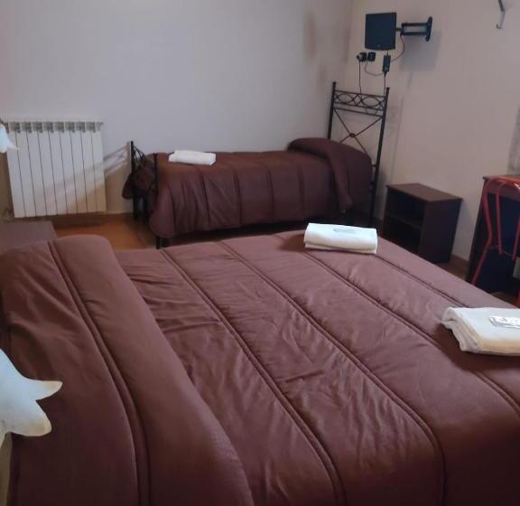 스탠다드 트리플 룸, Stefany