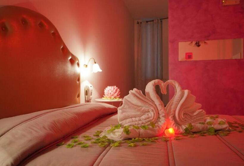 수피리어 룸, Stefany