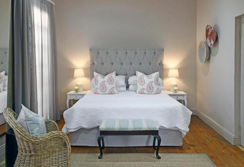 Номер Стандарт, Mont D'or Franschhoek