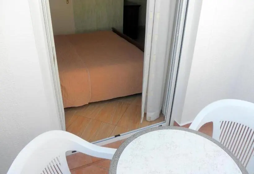 Standard-huone Parveke, Bed & Breakfast Rab