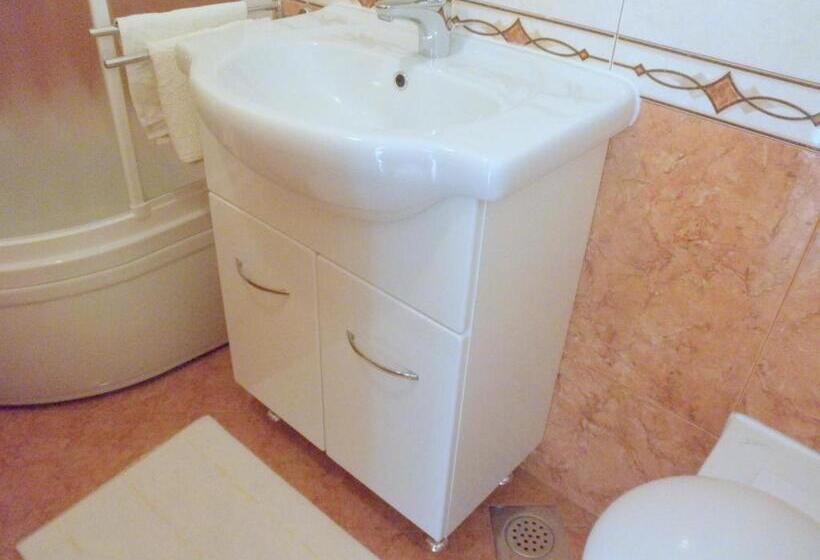 标准间带阳台, Bed & Breakfast Rab