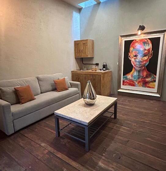 스위트, Casa Andreu