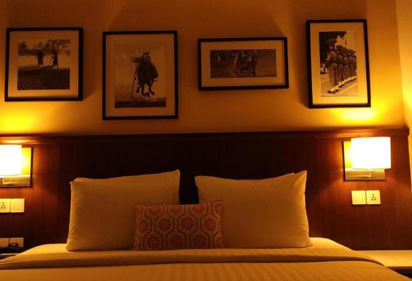 带大床的标准间, Fairfield By Marriott Amritsar