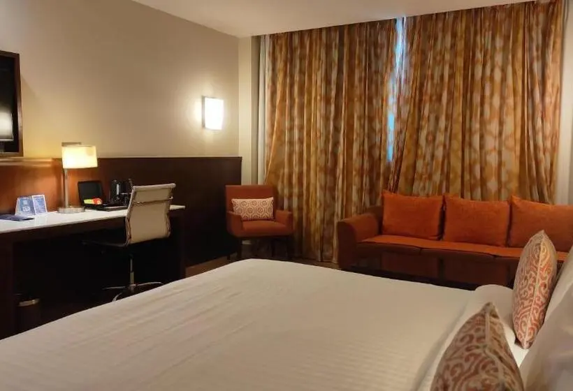 اتاق سوپریور با تخت بزرگ, Fairfield By Marriott Amritsar