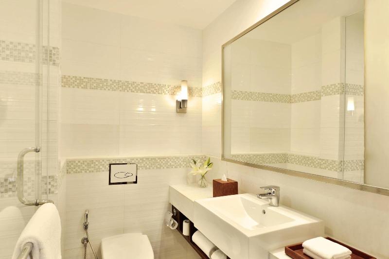 带大床的标准间, Fairfield By Marriott Amritsar