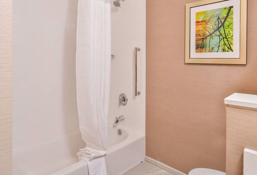 Номер Стандарт 2 Двуспальные Кровати, Fairfield Inn & Suites By Marriott Eugene East/springfield