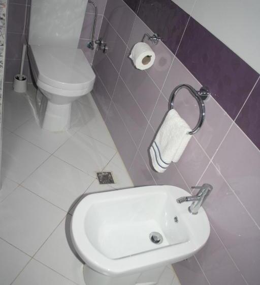 スタンダードルーム, Salime Al Khozama