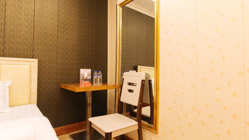 غرفة قياسية, Venezia