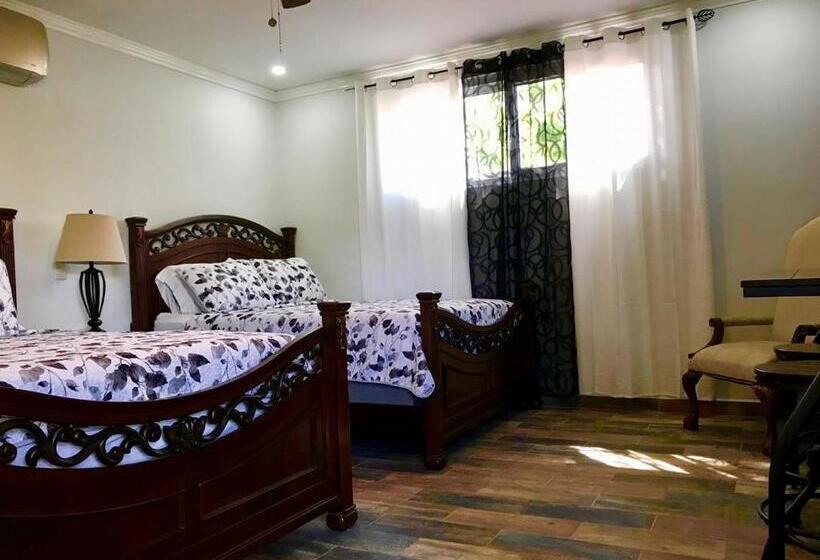 اتاق استاندارد با چشمانداز کوهستان, Refugio De La Montaña B&b