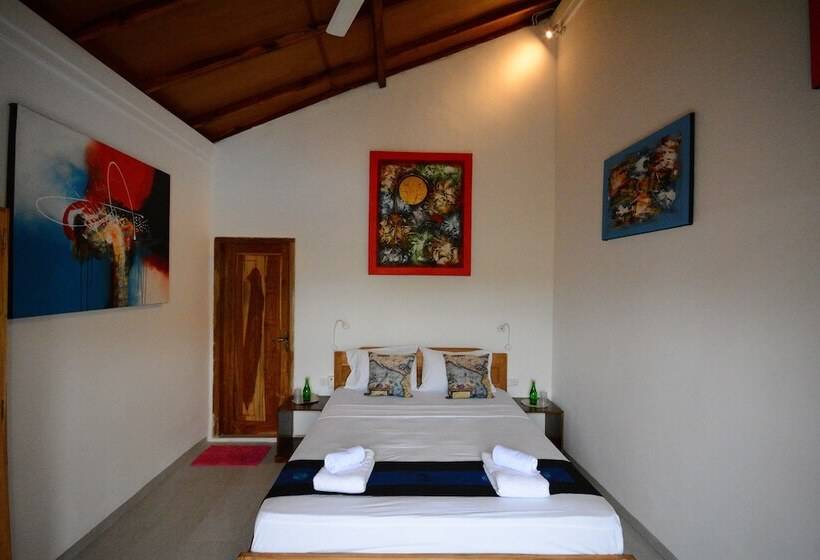 デラックスバンガロー, World Bnb