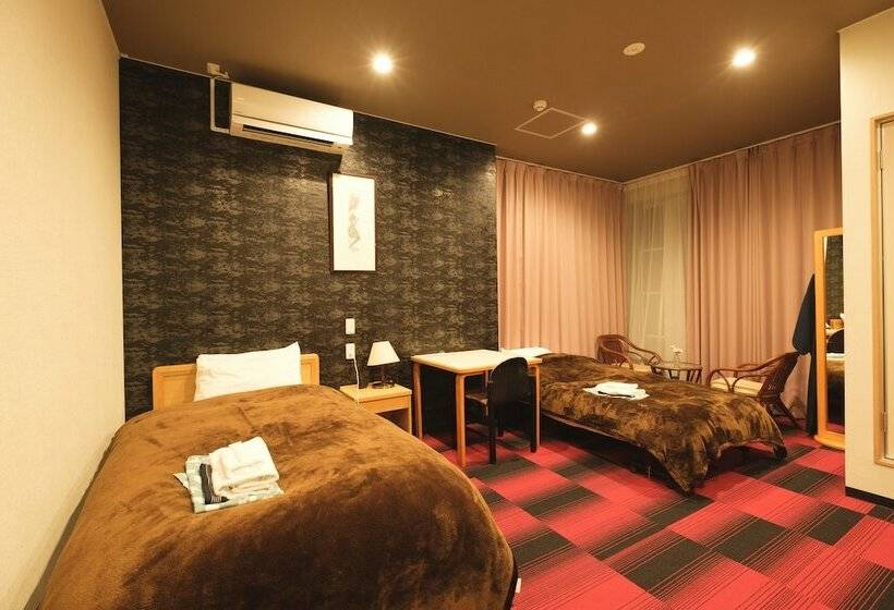 スタンダードルーム, 富士祥栄会館