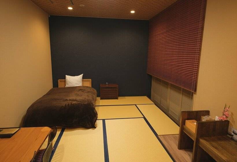 스탠다드 룸, 富士祥栄会館