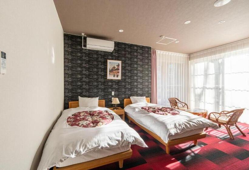 エコノミールーム, 富士祥栄会館