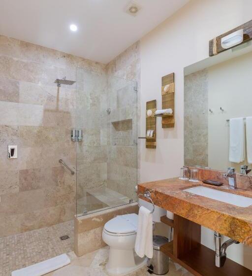 标准间带阳台, Biwa Tulum