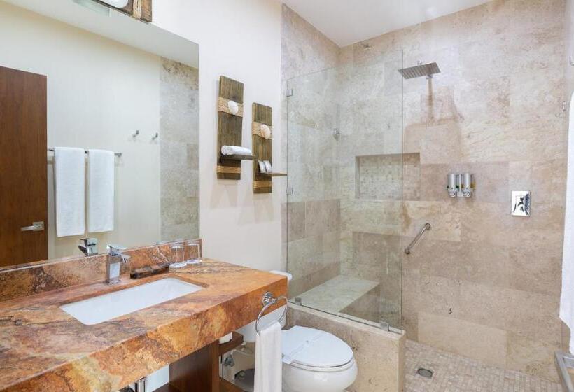 标准间带阳台, Biwa Tulum