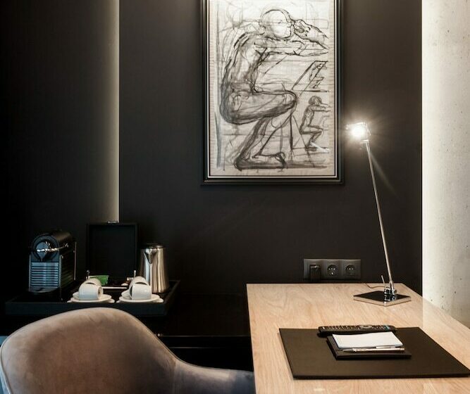 エクゼクティブスイート, Platinia