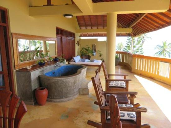 带海景的复工套房, Villa Lucky Star