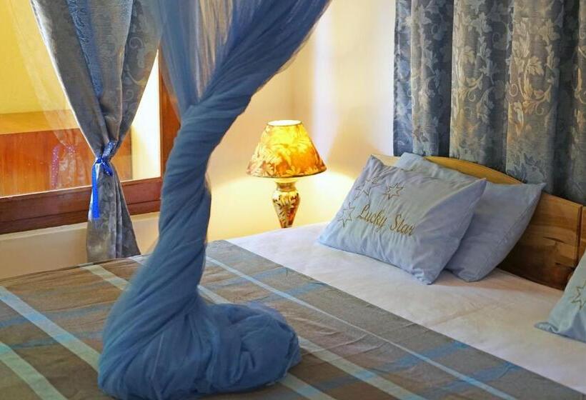 Triple Room Sea View, Villa Lucky Star