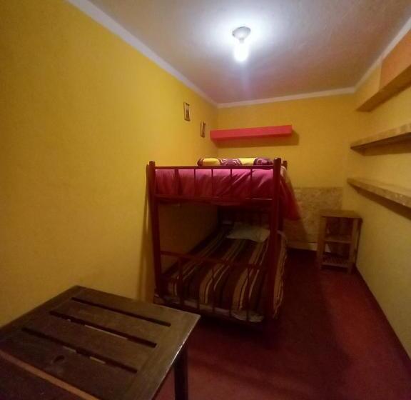 מיטה בחדר משותף, Monkeywasi Climbing Hostel