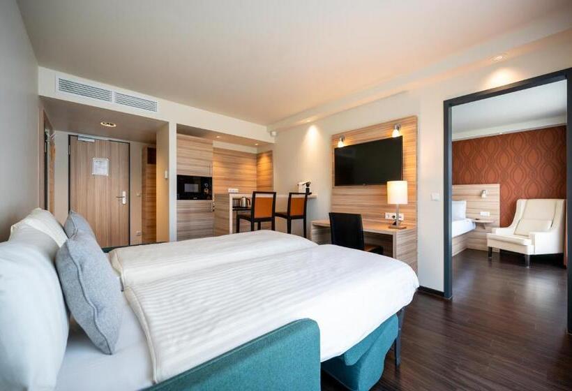 발코니가 있는 2 베드룸 아파트, Staycity Aparthotels Heidelberg