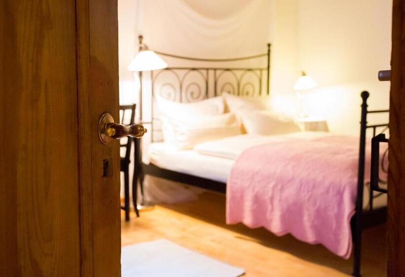 Номер Стандарт, Beate's Bed & Breakfast