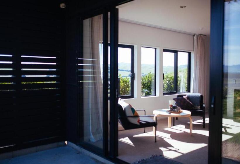 豪华工作室, Black Estate B & B