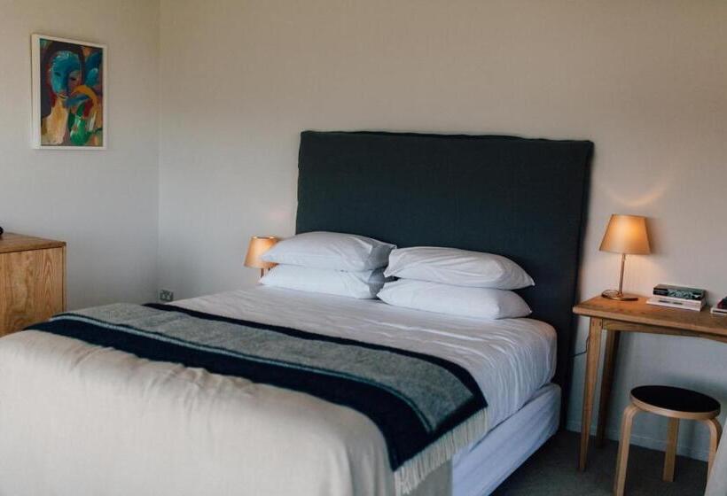 豪华工作室, Black Estate B & B