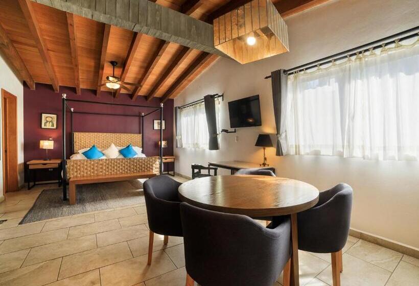 小型套房, Amate Del Rio