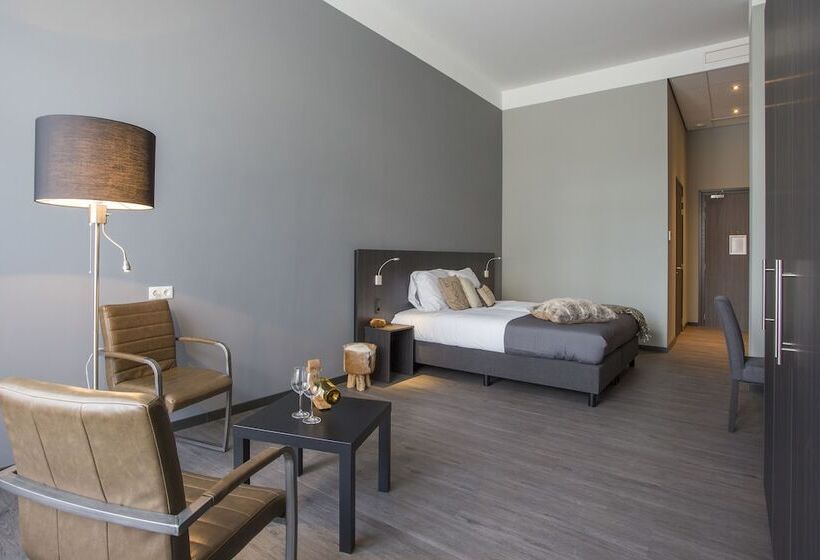 Quarto superior, Bladel