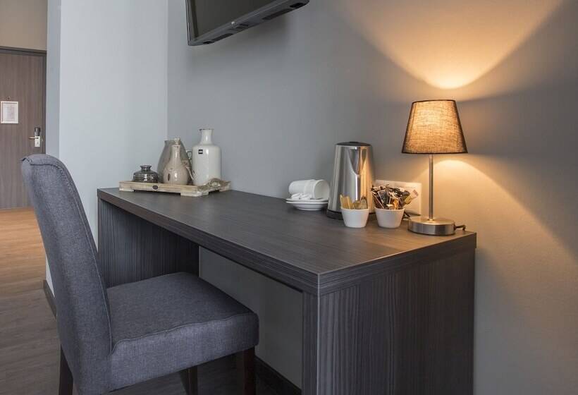 Quarto superior, Bladel