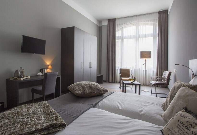 Quarto superior, Bladel