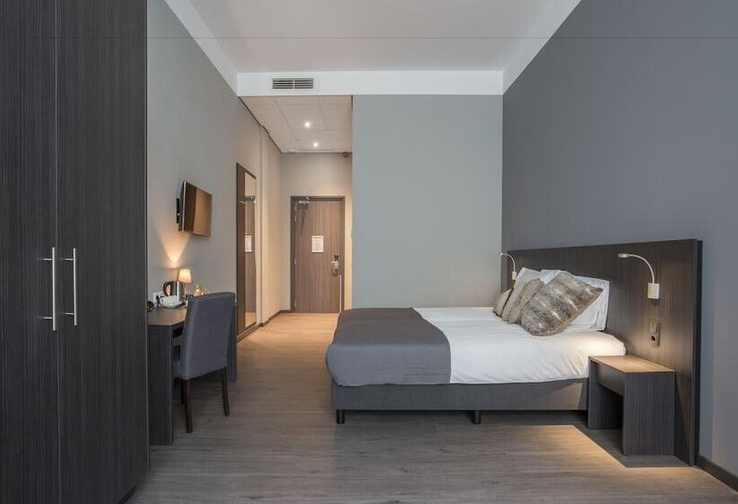 Quarto deluxe, Bladel