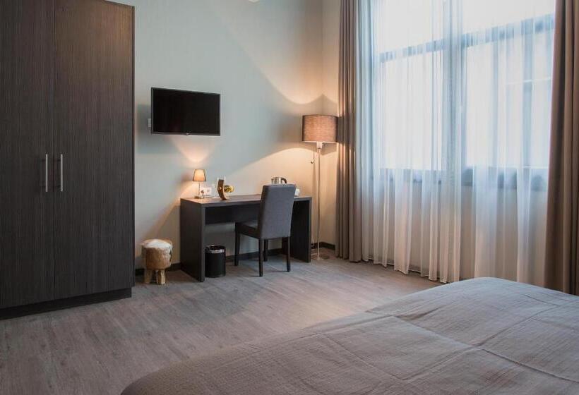 Quarto standard, Bladel