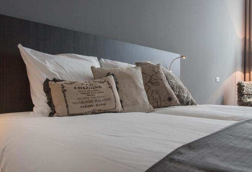 Quarto deluxe, Bladel