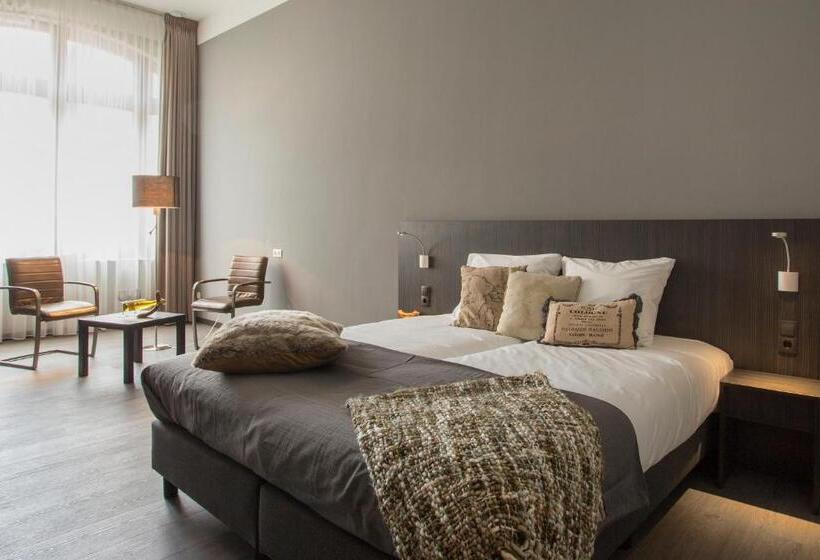 Quarto superior, Bladel