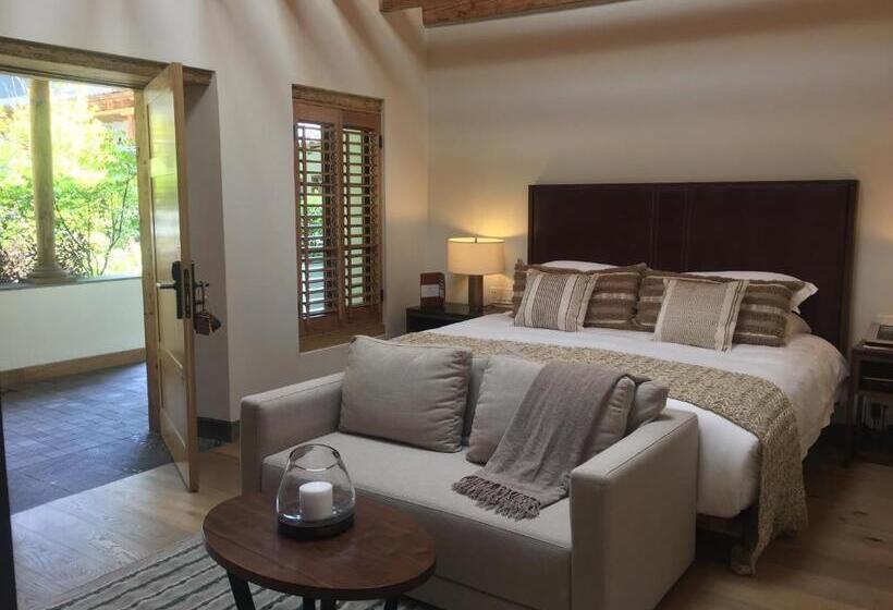 套房带泳池景, La Casa Rodavento