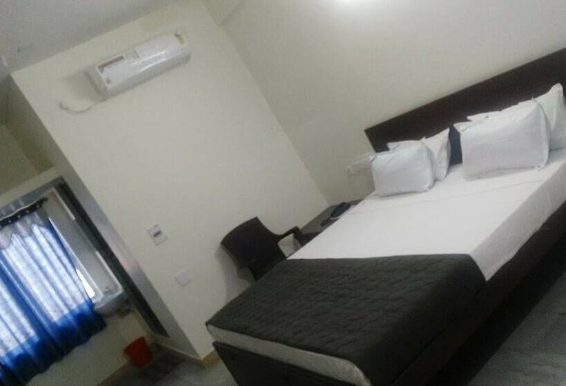 Camera Standard, Paradise Inn